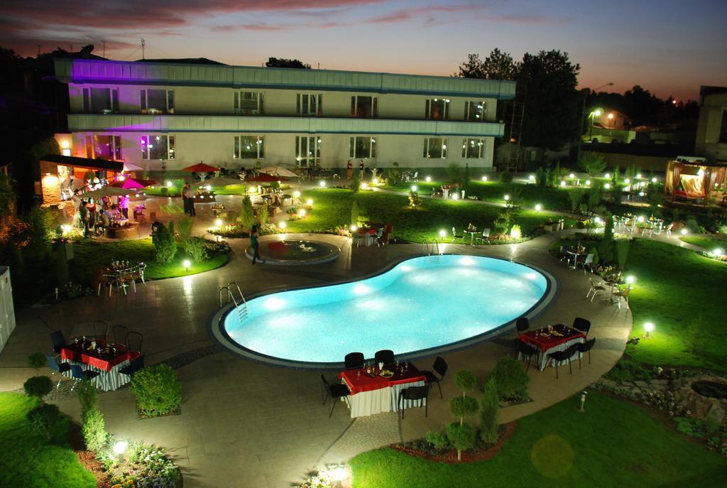 Advantage Hotel Szamarkand Kültér fotó